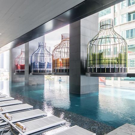 Отель Oakwood Makati Avenue Макати Экстерьер фото